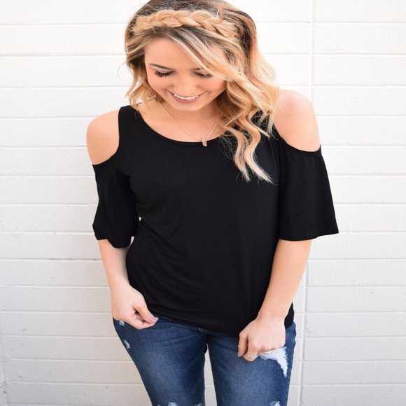 NWOT DKNY Jeans black cold shoulder top - Picture 1 of 6